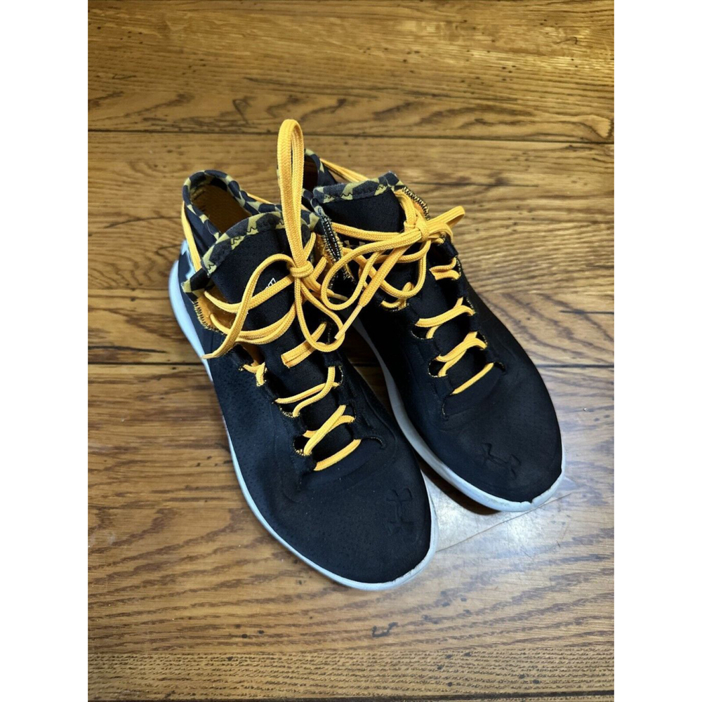 Under Armour Womens Studiolux 1267512-001 Black Casual Shoes Sneakers Sz M3.5/W5